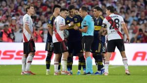 بوكا جونيورز يحسم السوبر كلاسيكو أمام ريفر بليت